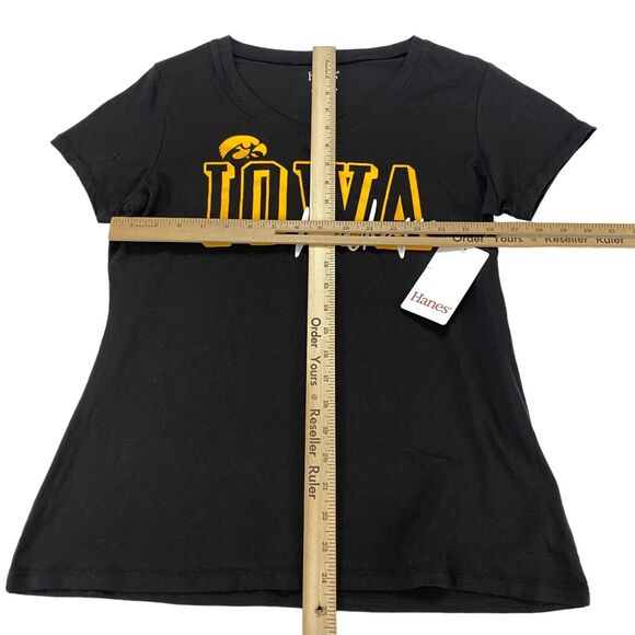 Iowa Hawkeyes Shirt Top Women's Medium Black Hanes Sports V Neck Tee Shirt - Picture 3 of 10